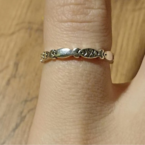 Vintage Silver Color Fish Rings for Women size 6-7 - Picture 2 of 5